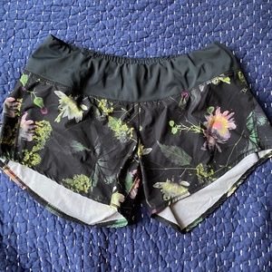 Oiselle Roga Shorts